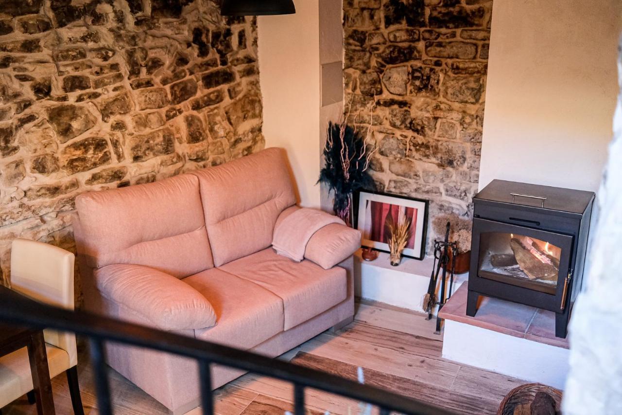 El Forn de Freixenet con servicios de un hotel Lleida Exterior foto
